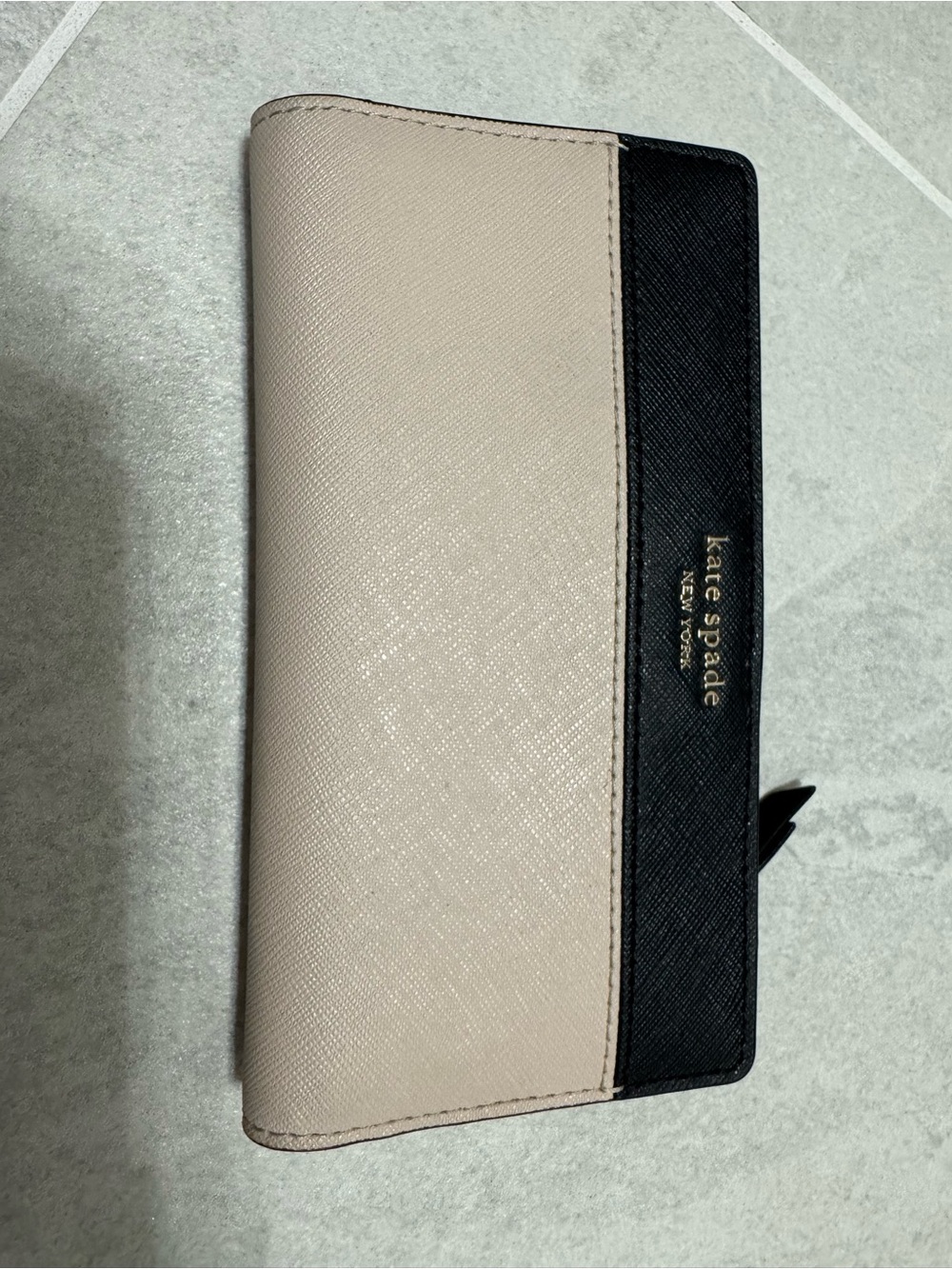 kate spade Two-Tone Leather Wallet in Blush and Black